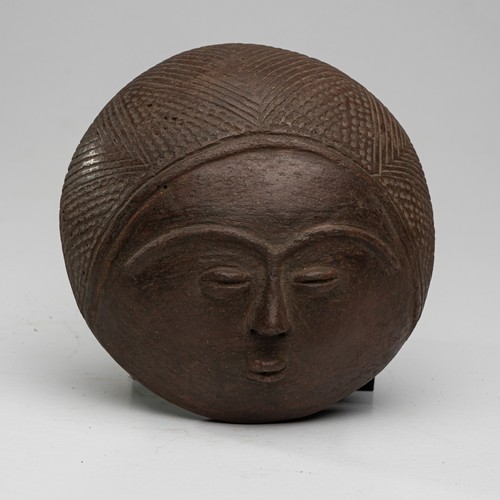 0659 sculpture tete terre - sculpture,