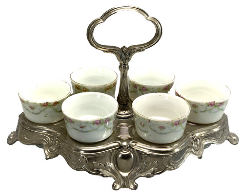 Ancien service oeufs - à,