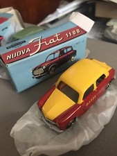 BELLE FIAT NUOVA 1100 TAXI NEUVE BOITE