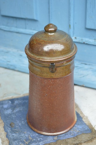 Beau pot couvert pierre digan - couvert,