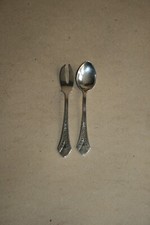 Ensemble Petite cuillère et fourchette anciennes en métal argenté - poinçonné