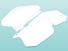 Caches latéraux (BLANC)