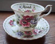 Tasse et sous tasse à thé