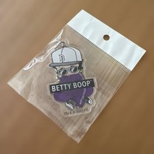 Porte-clés acrylique BETTY