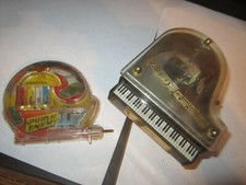 2 VINTAGE TOY LOT  TIN PINBALL