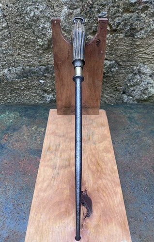 Ancien fusil aiguiser - a,