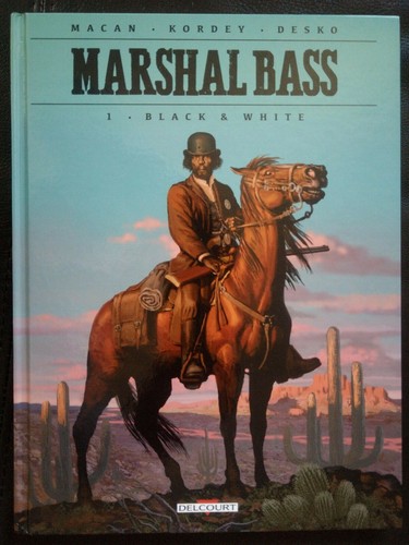 Marshal bass black - bass, 1
