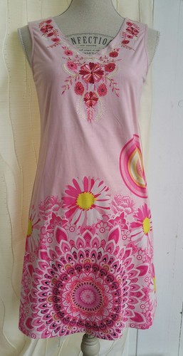 Robe 101 idees rose motif - robe,