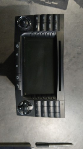 Autoradio specifique mercedes - specifique,
