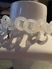 bijoux de marque agatha impeccable très belle couleur forme sautoir signé 