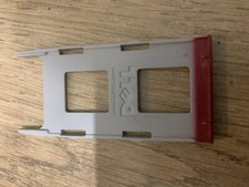 cache cover rouge carte SD Dell Vostro 3700