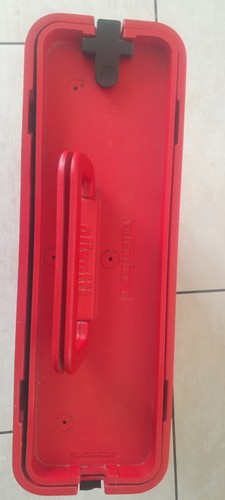 Machine ecrire valentine - a,