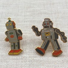 Pin's Folies ❤️2 French  Vintage Enamel Tablo old Robots Toys Jouets pins