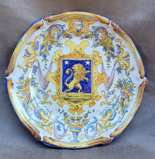 Keller Guerin St Clement Grand Plat Faience Decors Blason  Heraldique De Lion