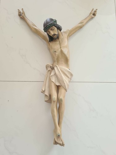 Très beau christ - en, bois