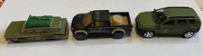 3 véhicules 1/64 - Dacia Duster - Ford pickup - Chevy wagon