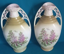 AUTRICHE Paire de vases en