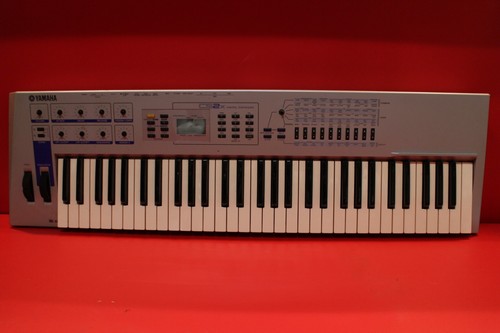 Used yamaha 2x - cs, control