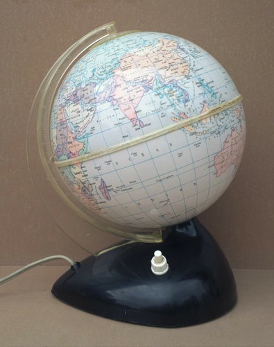 Globe terrestre lumineux