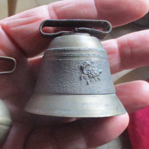Ancienne clochette cloche - cloche, en