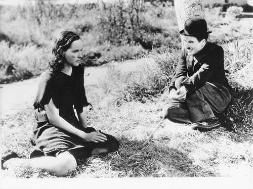 Paulette goddart charlie - ,