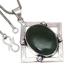 Pendentif pierre précieuse