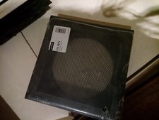 grilles  de ventilation ou de décompression  laqué noir 20 /20cm 