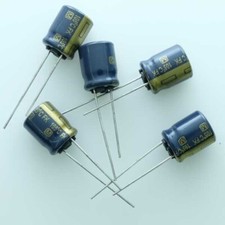 Condensateur 820µF 25V 10x20mm pas5 FK-A 4000h Panasonic EEUFK1E821 (lot de 5)