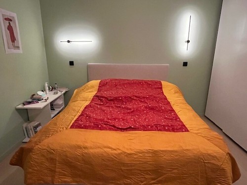 Plusieurs couvre lits faits - plusieurs,