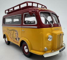 Camion Peugeot D3A super orchestre Fred Adison Cirque PINDER ALTAYA état neuf