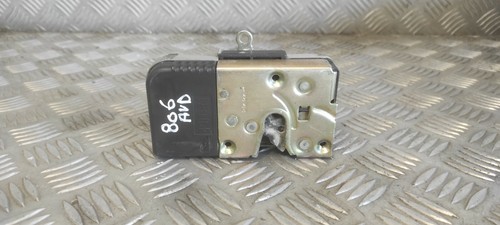 Serrure fermeture porte avant