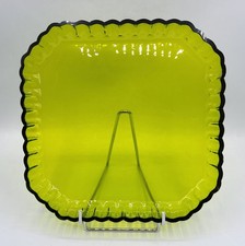 Plateau carré en cristal