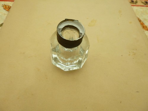 Ancien encrier pupitre - ancien,