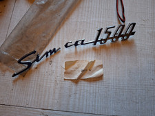 Monogramme Simca 1500 - pièce cassée !!