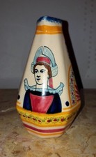 pichet octogonal en faïence