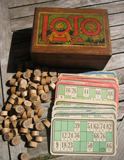 Ancien jeu de société Jeu de Loto en Bois 26 Cartes