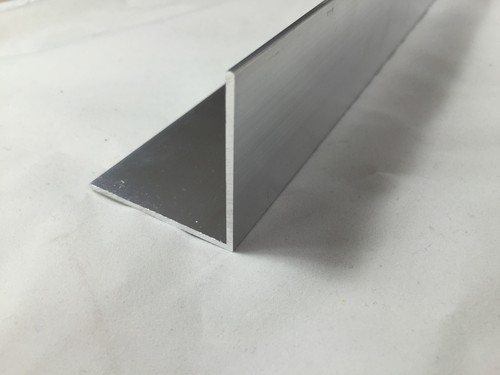 Profilé aluminium angle - angle, mur
