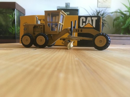 Miniature cat niveleuse - miniature,