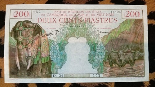Billet 200 piastres - billet,