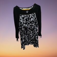 Tunique femme motifs géométriques noirs et blancs T M