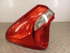 Feu arriere principal gauche