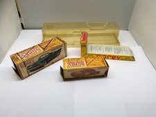 Lot boite ancienne norev - lot,