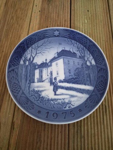 Ancienne assiette - , en