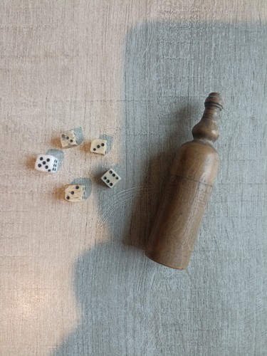Jeu dés ancien - jeu,