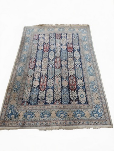 Grand tapis style - de, persan