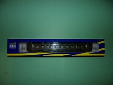 REE MODELES voiture voyageurs 2ième classe DEV AO courte U50 VB-044 NEUF