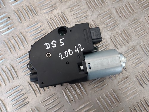 Moteur toit ouvrant