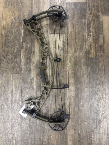 Hoyt ax2 80lb - wilderness, rh