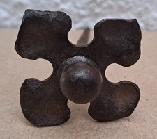 Ancien clou en fer forgé, XVIIIe siècle