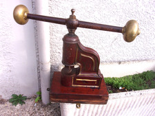 BELLE ANCIENNE PRESSE DE